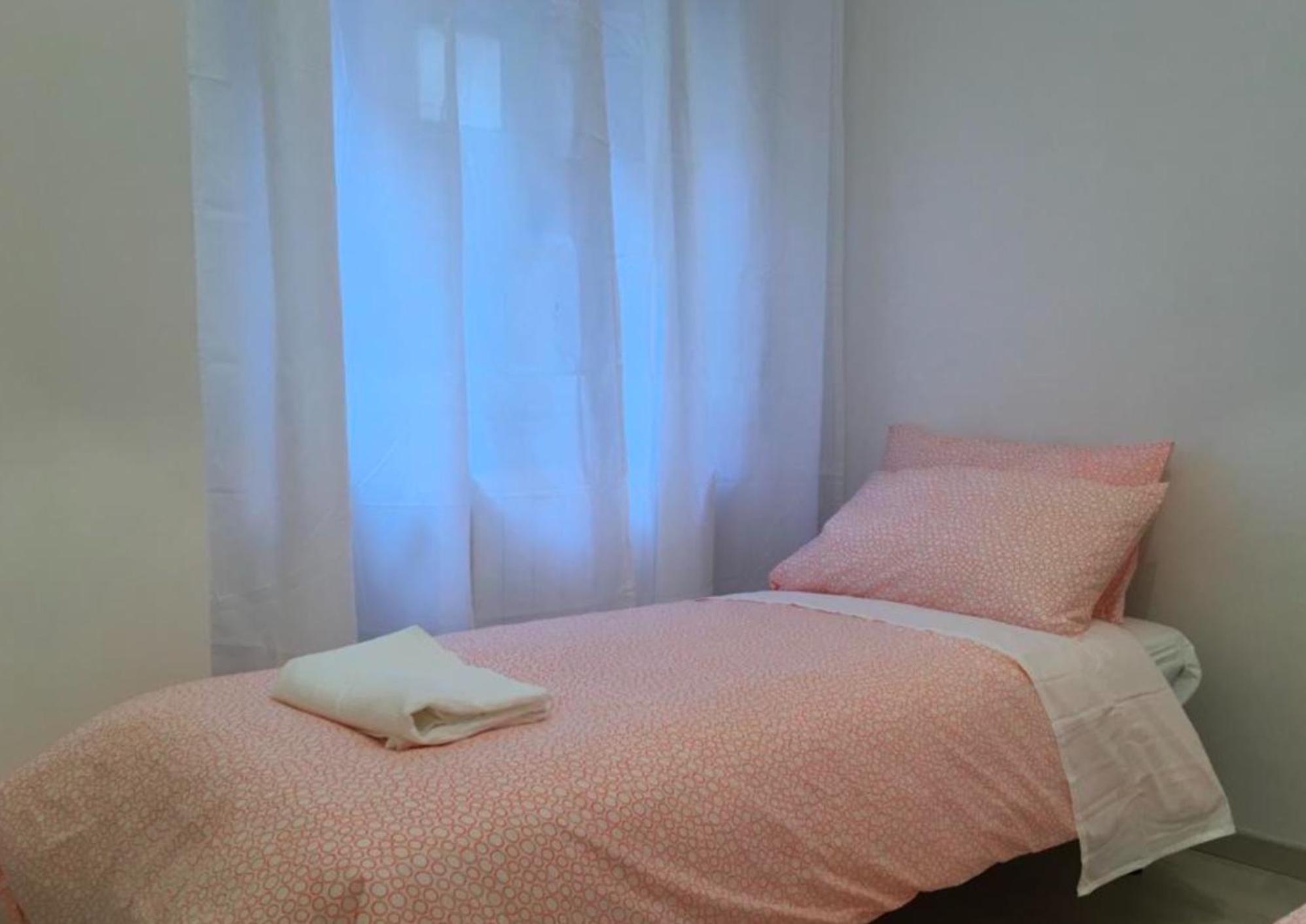 Appartement Comfortable In Close To The Metro